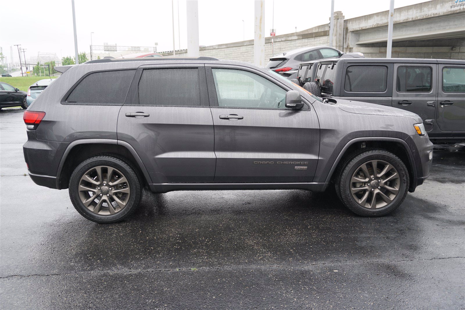 Pre-owned 2017 Jeep Grand Cherokee Limited 75th Anniversary Edition