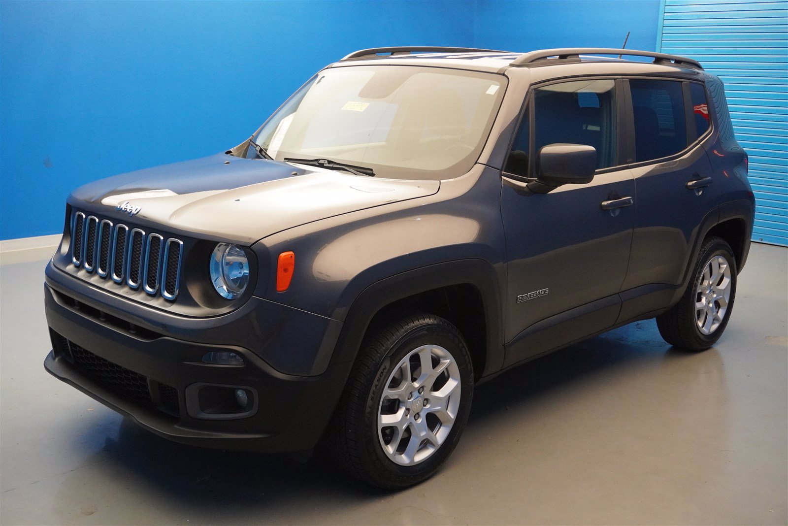 Pre-Owned 2017 Jeep Renegade Latitude